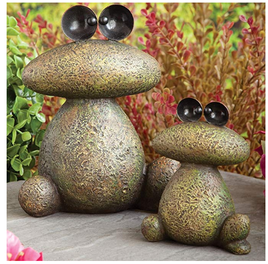 Two Frogs Sculpture